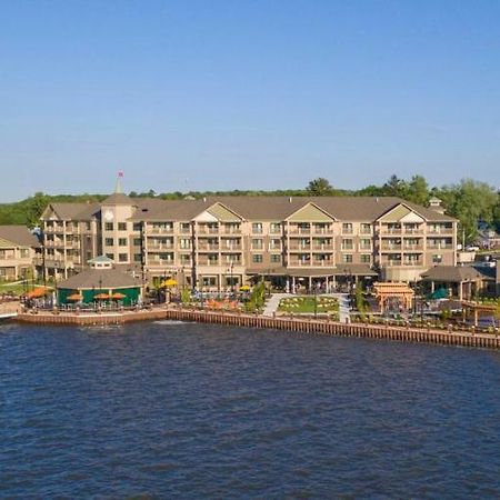 Chautauqua Harbor Hotel - Jamestown Celoron ภายนอก รูปภาพ