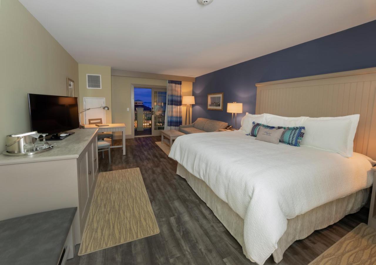 Chautauqua Harbor Hotel - Jamestown Celoron ภายนอก รูปภาพ